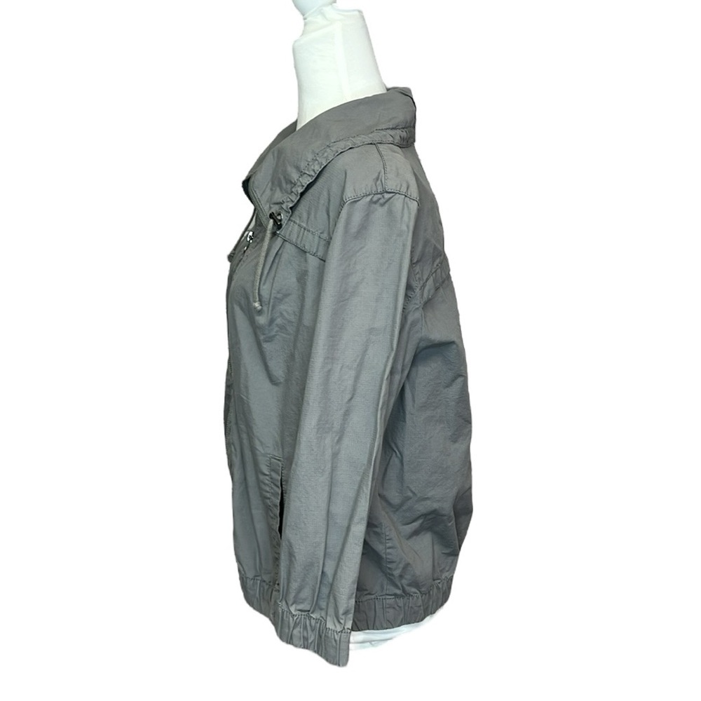 Women's Gray Lightweight Jacket - image 2